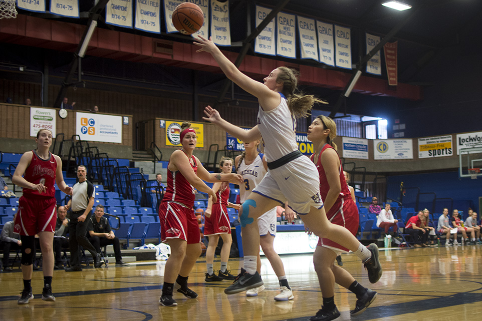 Thunderwolves go 3-0 to win the Lakehead Tournament